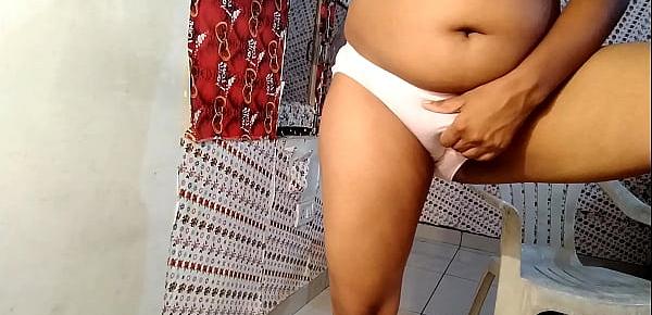 trendsIndian Desi Wife Caught Masturbating Her Wet Pussy On Webcam